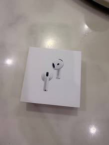 Apple airpod 4 with noise cancellation sealed