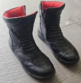 Black Hammer riding shoe. UK10