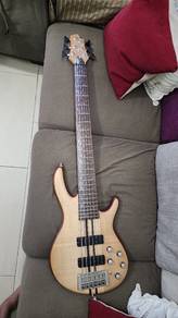 6 string Base and J&D