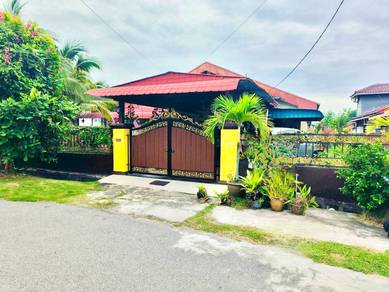 Bungalow House For Sale in Alor Gajah,MLK
