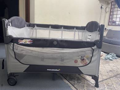 baby cot