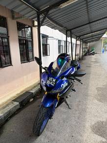 Yamaha R15