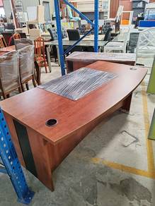 Meja Director