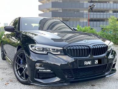 BMW 330i 30i M SPORT in Seri Kembangan, SGR