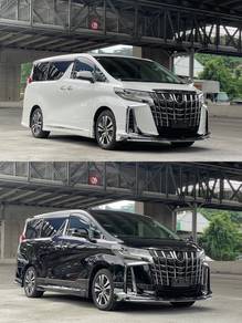 Toyota Alphard SC in KLCC, KUL