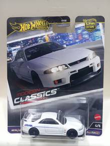 Hot Wheels Premium Nissan Skyline GT-R (BCNR33)