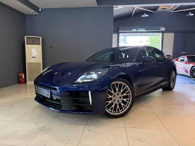 2024 Porsche Panamera BASE
