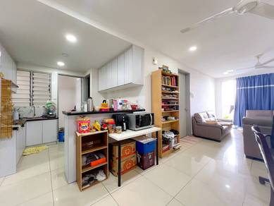Condominium For Sale in Suasana Lumayan