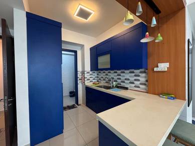 Condominium For Rent in Lake Point Residence