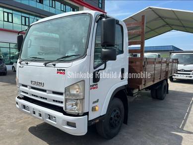 Isuzu Npr71ukh 17ft kargo am /green engine /yr2016