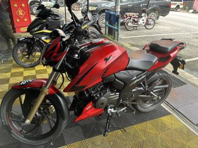 TVS Apache RTR 200 4V