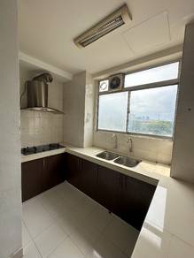 Condominium For Sale in Vista Mutiara