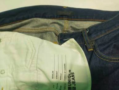 Seluar jeans Uniqlo straight cut