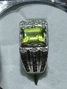 Cincin Permata Peridot 