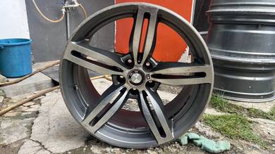 BMW Original OEM Rim 19” Style 351M F10 Staggered