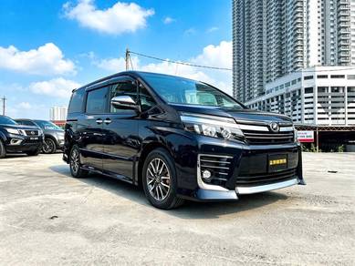 Toyota Voxy ZS KIRAMEKI II in Salak Selatan, KUL