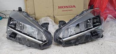 Perodua myvi 2022 - 2026 original headlamp used