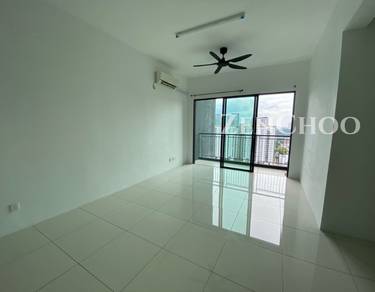 Condominium For Sale in Skyview Residence