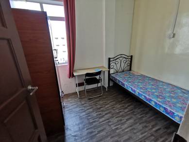 Room in Teluk Intan, PRK