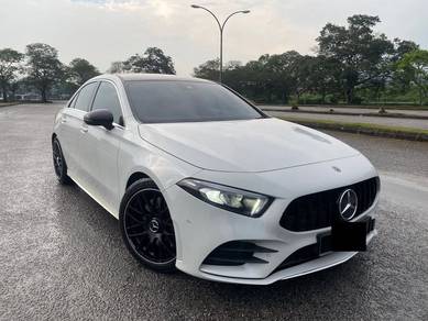 Mercedes Benz A250 250 AMG LINE in Sungai Besi, KUL