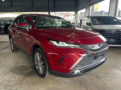 Toyota Harrier Z in Desa Petaling, KUL