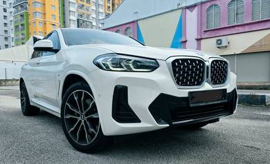 BMW X4 xDRIVE30i M SPORT in Ayer Keroh, MLK