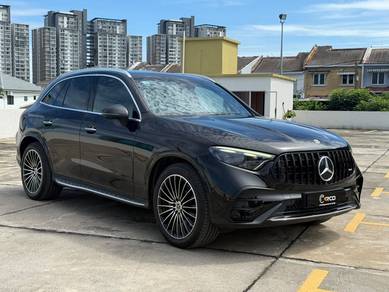 Mercedes Benz GLC300 300 4MATIC AMG LINE in Bandar Puteri Puchong, SGR