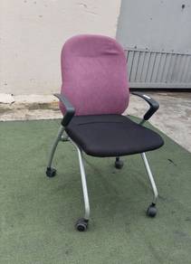 YD17C Kerusi Ofis Beroda Medium Back Arm Chair