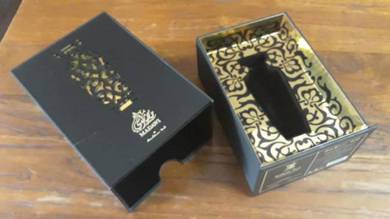 Empty perfume box - arabian oud madawi