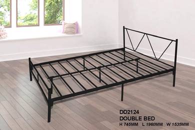 Queen Bed DB2124