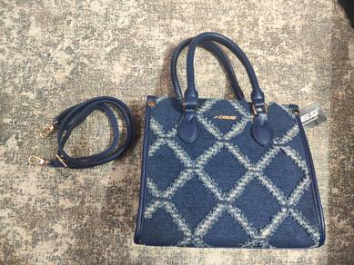 XES Handbag 