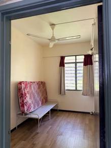 Room in Gelugor, PNG