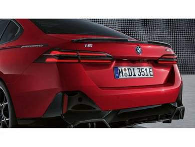 BMW G60 Spoiler