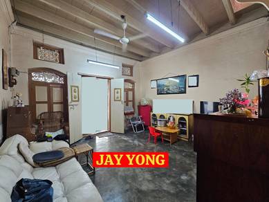 2-storey Terraced House For Sale in Georgetown,PNG