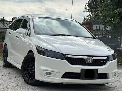 Honda Stream i-VTEC RSZ in Serdang, KUL