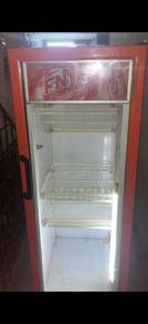 Peti Ais F&N