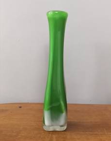 Art glass vase green white