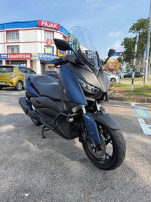 Yamaha XMAX