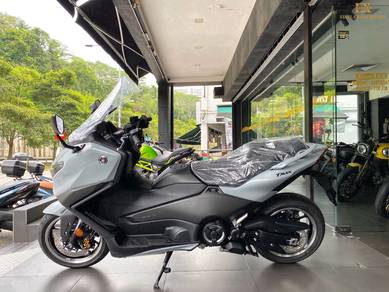 Yamaha TMAX