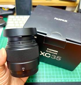 Fujifilm XC35mm f2 AF lens