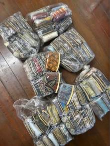 Batik theme coin purse souvenir