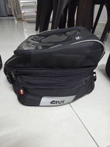Givi tanklock bag 25L