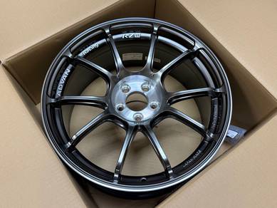 Original ADVAN Racing RZ3 Toyota GR86 GT86 BRZ Rim