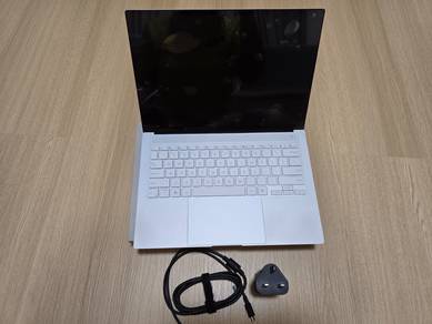 Asus zenbook S14 （Got Warranty)