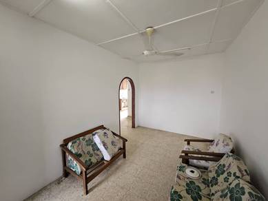 Apartment For Sale in Pangsapuri Aman (Ujong Pasir)