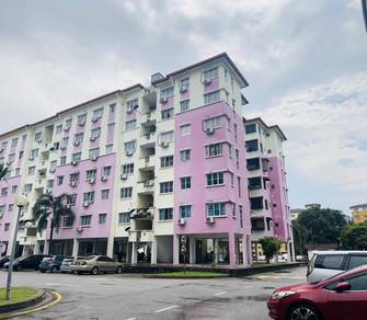 Condominium For Sale in Pangsapuri Salvia