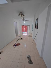 Apartment For Rent in Impian Sentosa