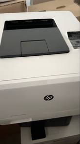 HP Color LaserJet Pro M454dn + Toner Banyak