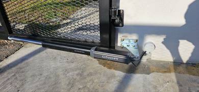 Dnor 212 Swing & Folding Autogate Black Colour Arm