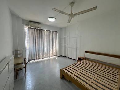 Room in Bukit Jalil, KUL